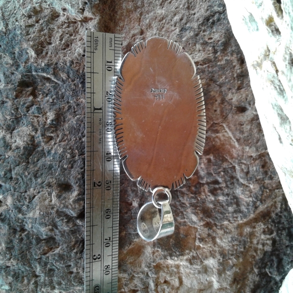 STERLING SILVER, Spiny Oyster inlay PENDANT,  SIGNED - Picture 3 of 14